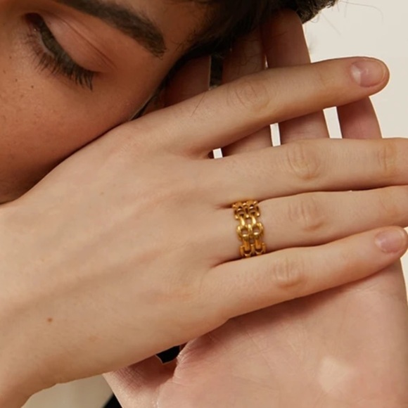 New Gold Geometric Wide Band Ring - Picture 10 of 14